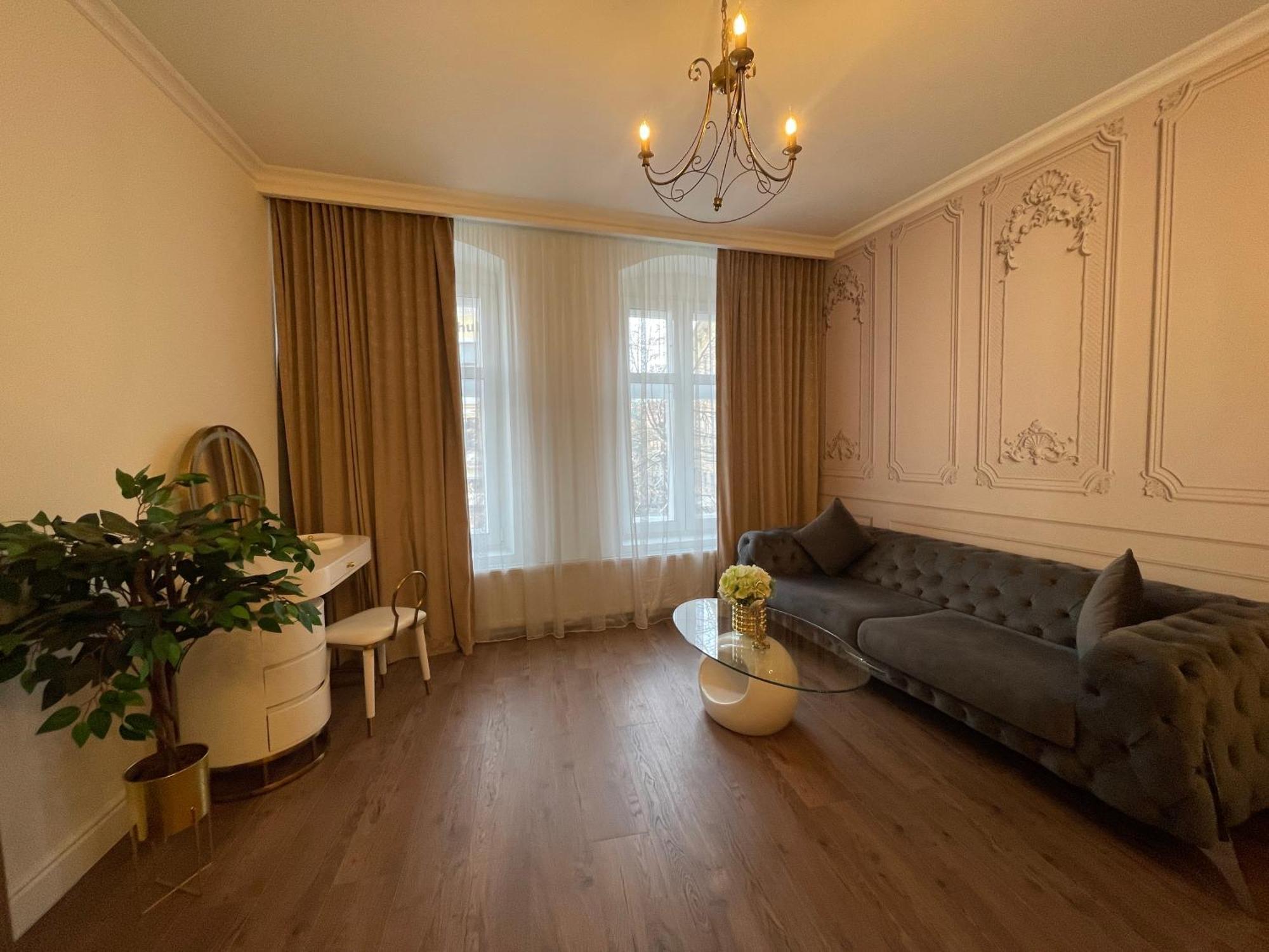 Luxuroom Apartment *
